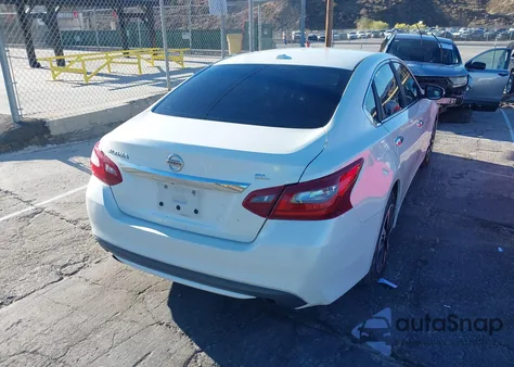 2018 Nissan Altima 2.5 Sl из США, поврежденный, VIN 1N4AL3AP6JC231337